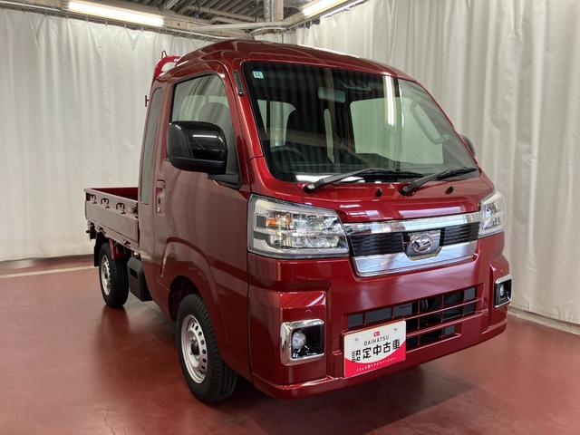 ハイゼットトラックジャンボエクストラ届出済未使用車　元展示車　４ＷＤ　ＣＶＴ車　１オーナー　禁煙　横滑防止装置　助手席エアバッグ　スマートキー　運転席エアバッグ　記録簿あり　ＡＢＳ　レーンキープアシスト　オートライト　ＬＥＤヘッドランプ（長崎県）の中古車