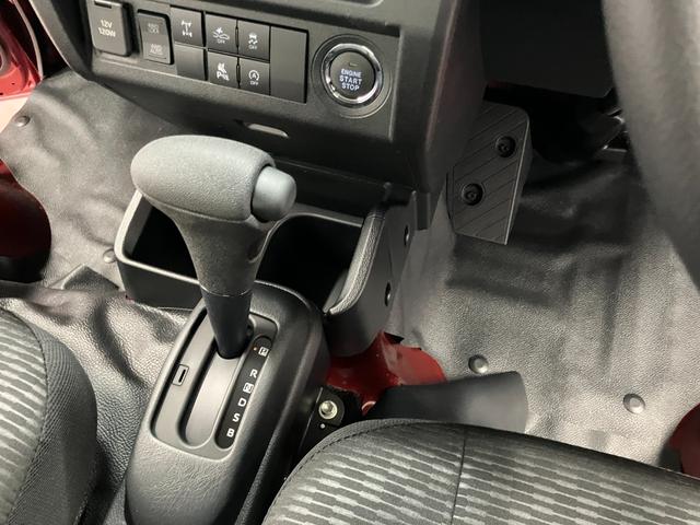ハイゼットトラックジャンボエクストラ届出済未使用車　元展示車　４ＷＤ　ＣＶＴ車　１オーナー　禁煙　横滑防止装置　助手席エアバッグ　スマートキー　運転席エアバッグ　記録簿あり　ＡＢＳ　レーンキープアシスト　オートライト　ＬＥＤヘッドランプ（長崎県）の中古車
