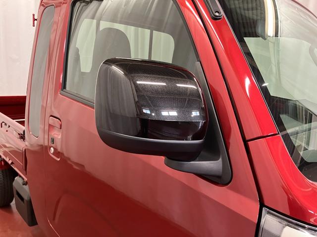 ハイゼットトラックジャンボエクストラ届出済未使用車　元展示車　４ＷＤ　ＣＶＴ車　１オーナー　禁煙　横滑防止装置　助手席エアバッグ　スマートキー　運転席エアバッグ　記録簿あり　ＡＢＳ　レーンキープアシスト　オートライト　ＬＥＤヘッドランプ（長崎県）の中古車