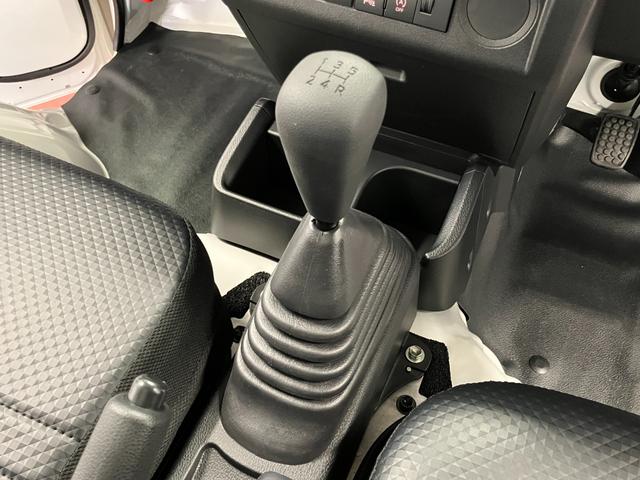 ハイゼットトラックスタンダード　農用スペシャル元展示車　４ＷＤ　マニュアル車　ワンオーナー　Ｗエアバッグ　禁煙車　ラジオ　車線逸脱警報　パワステ　オートライト　衝突被害軽減システム　オートハイビーム　アイドリングストップ　ＡＢＳ　記録簿（長崎県）の中古車