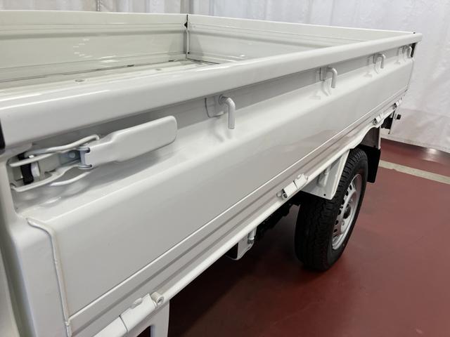 ハイゼットトラックスタンダード　農用スペシャル元展示車　４ＷＤ　マニュアル車　ワンオーナー　Ｗエアバッグ　禁煙車　ラジオ　車線逸脱警報　パワステ　オートライト　衝突被害軽減システム　オートハイビーム　アイドリングストップ　ＡＢＳ　記録簿（長崎県）の中古車