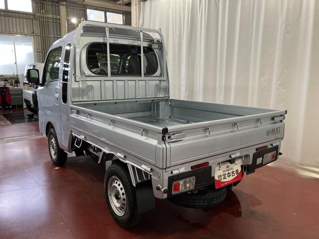 ハイゼットトラックジャンボエクストラ元展示車　届出済未使用車　４ＷＤ　マニュアル車　禁煙車　衝突被害軽減システム　レーンキープアシスト　ＬＥＤヘッドライト　プッシュスタートスイッチ　エアバッグ　オートマチックハイビーム　オートライト（長崎県）の中古車