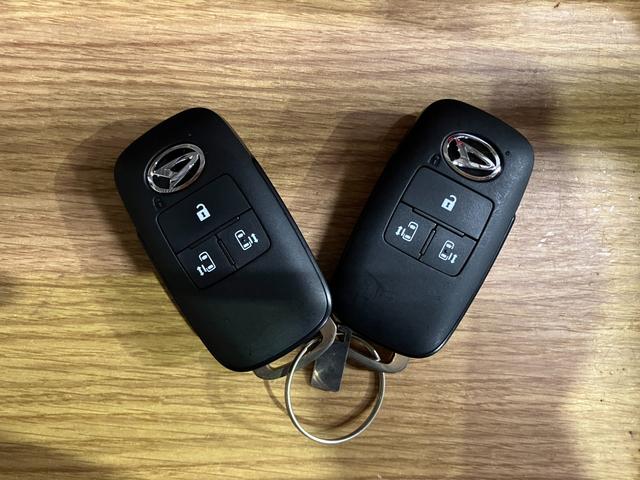 タントファンクロスリミテッド元展示車 届出済未使用車 ワンオーナー ETC アダプティブクルーズコントロール 両側電動スライドドア LEDヘッドライト オートハイビーム スマートキー シートヒーター オートライト ベンチシート(長崎県)の中古車