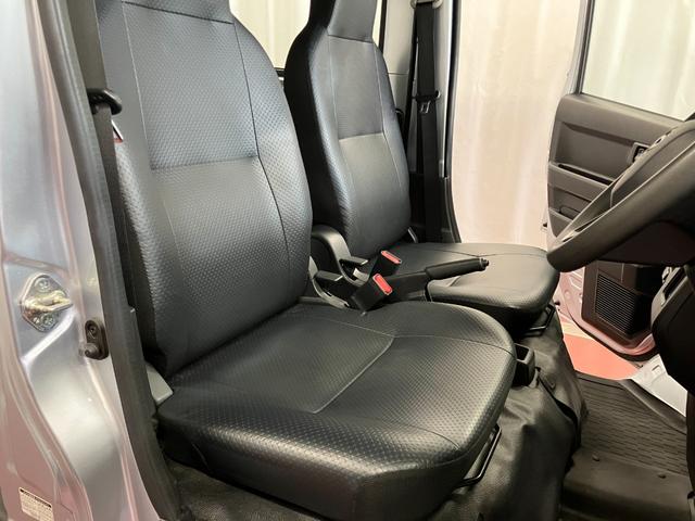 ハイゼットカーゴスペシャル下取車　２ＷＤ　ＣＶＴ　ハロゲンヘッドライト　ＡＭ／ＦＭラジオ　オートライト　オートマチックハイビーム　衝突安全ボディ　衝突被害軽減システム　ＥＳＣ　運転席エアバッグ　ＡＢＳ　メンテナンスノート（長崎県）の中古車