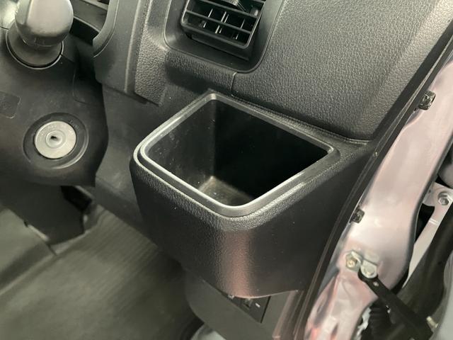 ハイゼットカーゴスペシャル下取車　２ＷＤ　ＣＶＴ　ハロゲンヘッドライト　ＡＭ／ＦＭラジオ　オートライト　オートマチックハイビーム　衝突安全ボディ　衝突被害軽減システム　ＥＳＣ　運転席エアバッグ　ＡＢＳ　メンテナンスノート（長崎県）の中古車