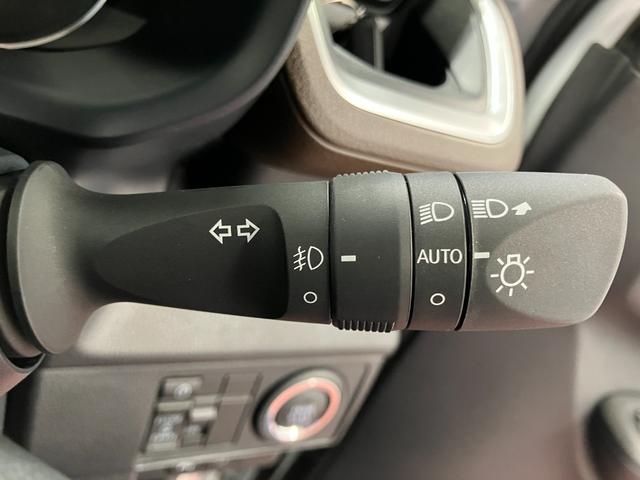 ムーヴG元展示車 ワンオーナー 9インチディスプレイオーディオ バックカメラ Bluetooth対応 フルセグテレビ ラジオ USB入力端子 LEDヘッドライト スマートキー オートライト 電動格納ミラー(長崎県)の中古車