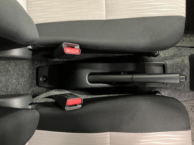 ミライースＸ　リミテッドＳＡIII１オーナー　衝突安全ボディ　衝突被害軽減システム　運転席エアバッグ　助手席エアバッグ　電動格納ミラー　オートライト　オートマチックハイビーム　アイドリングストップ　ＬＥＤヘッドランプ　定期点検記録簿（長崎県）の中古車
