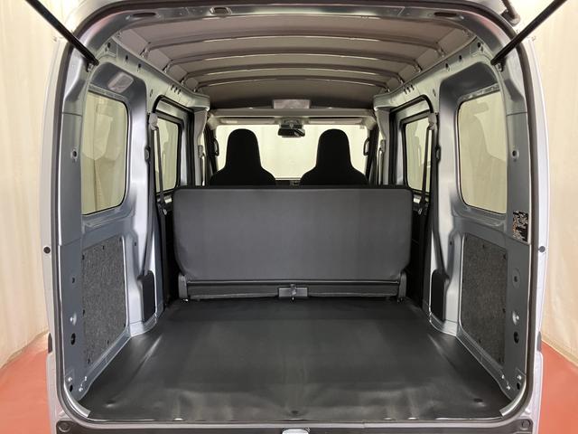 ハイゼットカーゴDX届出済未使用車 元展示車 1オーナー 衝突被害軽減システム オートマチックハイビーム 禁煙車 オートライト アイドリングストップ ラジオ 運転席エアバッグ 助手席エアバッグ ABS 両側スライドドア(長崎県)の中古車