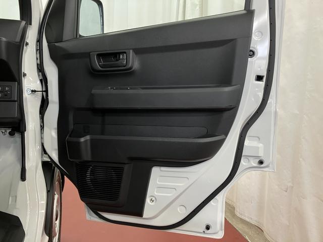 ハイゼットカーゴDX届出済未使用車 元展示車 1オーナー 両側スライドドア ラジオ 衝突被害軽減システム 横滑り防止装置 オートマチックハイビーム オートライト アイドリングストップ 運転席助手席エアバッグ(長崎県)の中古車
