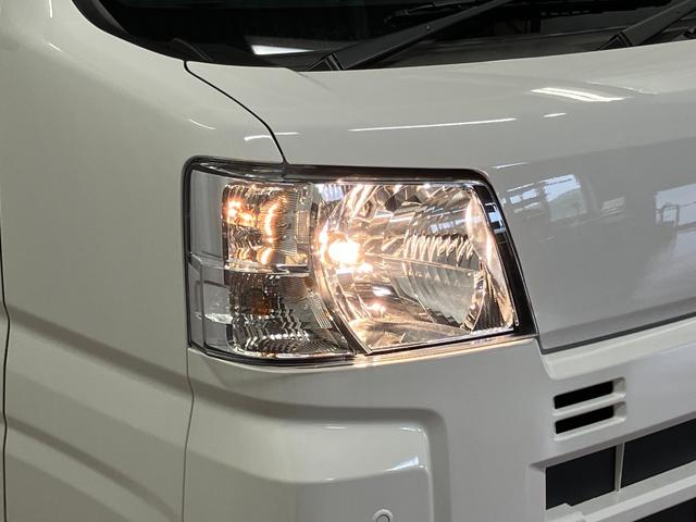 ハイゼットカーゴDX届出済未使用車 元展示車 1オーナー 両側スライドドア ラジオ 衝突被害軽減システム 横滑り防止装置 オートマチックハイビーム オートライト アイドリングストップ 運転席助手席エアバッグ(長崎県)の中古車