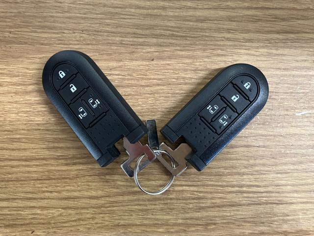 ムーヴキャンバスＧブラックインテリアＶＳ　ＳＡIII下取車　パノラマモニター　ＥＴＣ　ドライブレコーダー　Ｂｌｕｅｔｏｏｔｈ対応　ナビ　フルセグＴＶ　両側オートスライドドア　衝突安全ボディ　シートヒーター　ＬＥＤヘッドライト　オートライト　スマートキー（長崎県）の中古車
