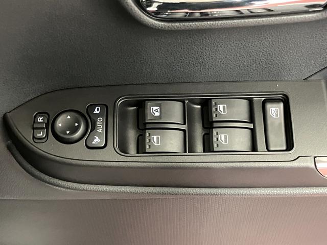 タントカスタムXリミテッド届出済未使用車 元展示車 ETC アダプティブクルーズコントロール スマートキー 両側電動スライドドア 衝突被害軽減システム シートヒーター LEDヘッドランプ オートライト オートマチックハイビーム(長崎県)の中古車