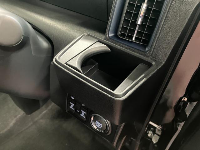 タントカスタムXリミテッド元展示車 届出済未使用車 ワンオーナー ETC アダクティブクルーズコントロール 衝突安全ボディ 衝突被害軽減システム 車線逸脱警告 LEDランプ 両側電動パスライドドア 電格ミラー オートライト(長崎県)の中古車