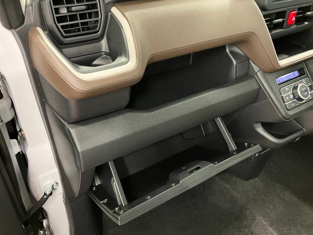 ムーヴＸ届出済未使用車　元展示車　１オーナー　衝突被害軽減システム　衝突安全ボディ　盗難防止システム　　車線逸脱警報　スマートキー　ＬＥＤヘッドランプ　禁煙車　オートライト　片側電動両側スライドドア（長崎県）の中古車