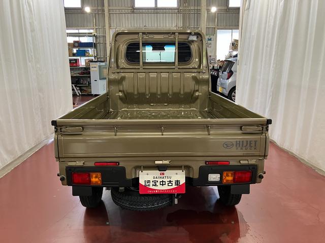 ハイゼットトラックスタンダード　農用スペシャル元展示車　届出済未使用車　４ＷＤ　マニュアル車　レーンキープアシスト　ＬＥＤヘッドライト　ＡＭ／ＦＭラジオ　エアバッグ　禁煙車　オートマチックハイビーム　オートライト　アイドリングストップ（長崎県）の中古車