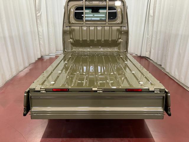 ハイゼットトラックスタンダード　農用スペシャル元展示車　届出済未使用車　４ＷＤ　マニュアル車　レーンキープアシスト　ＬＥＤヘッドライト　ＡＭ／ＦＭラジオ　エアバッグ　禁煙車　オートマチックハイビーム　オートライト　アイドリングストップ（長崎県）の中古車