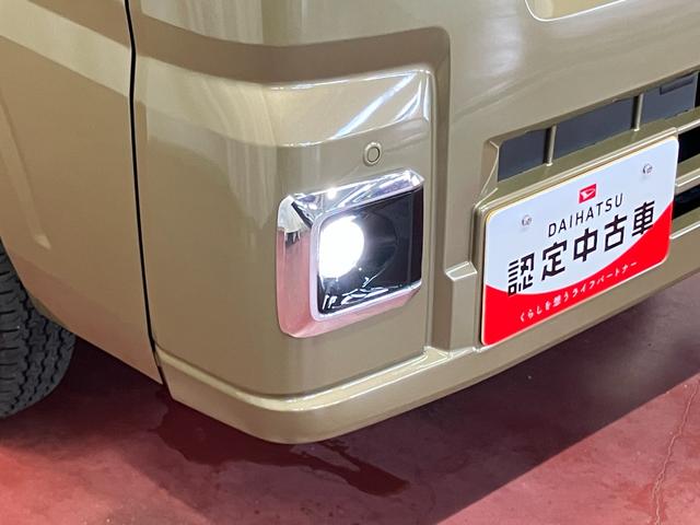 ハイゼットトラックスタンダード　農用スペシャル元展示車　届出済未使用車　４ＷＤ　マニュアル車　レーンキープアシスト　ＬＥＤヘッドライト　ＡＭ／ＦＭラジオ　エアバッグ　禁煙車　オートマチックハイビーム　オートライト　アイドリングストップ（長崎県）の中古車