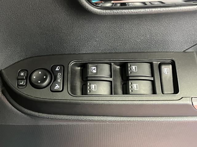 タントカスタムRSワンオーナー 両側パワースライドドア 電動パーキングブレーキ シートヒーター スマートキー LEDヘッドランプ オートマチックハイビーム 衝突被害軽減システム 衝突安全ボディ 盗難防止システム(長崎県)の中古車