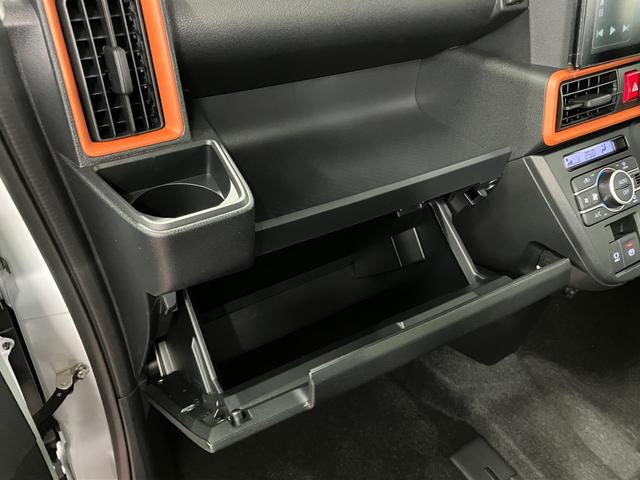 タントファンクロスリミテッド元展示車　届出済未使用車　ワンオーナー　９インチディスプレイオーディオ　フルセグＴＶ　ＥＴＣ　バックカメラ　両側電動スライドドア　シートヒーター　Ｂｌｕｅｔｏｏｔｈ　ＬＥＤヘッドランプ　スマートキー（長崎県）の中古車