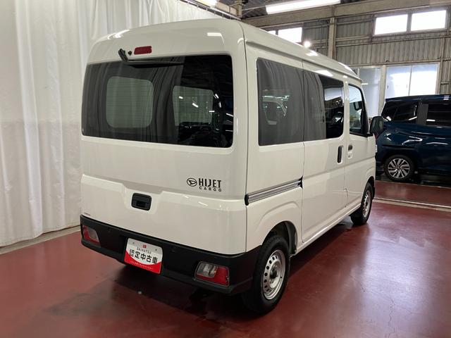 ハイゼットカーゴDXワンオーナー 両側スライドドア オートマチックハイビーム オートライト アイドリングストップ 運転席/助手席エアバッグ 衝突被害軽減システム レーンキープアシスト AM/FMラジオ キーレス(長崎県)の中古車