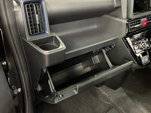 タントカスタムＸリミテッド元展示車　届出済未使用車　ワンオーナー　ＥＴＣ　アダクティブクルーズコントロール　衝突安全ボディ　衝突被害軽減システム　車線逸脱警告　ＬＥＤランプ　両側パワースライドドア　電動格納ミラー　オートライト（長崎県）の中古車