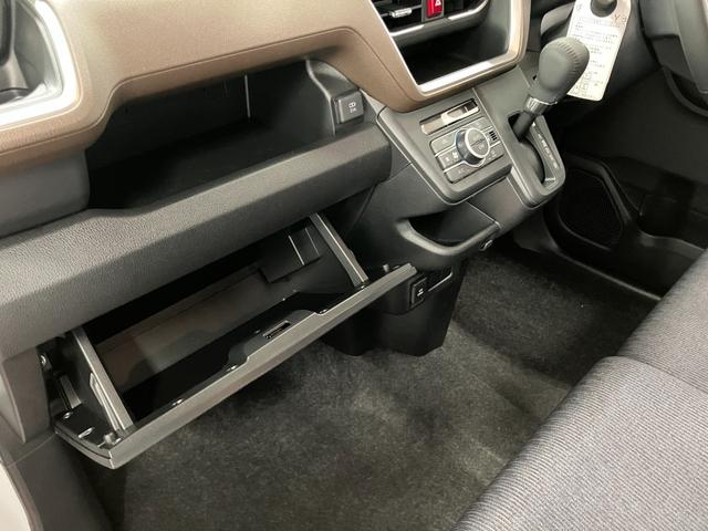 ムーヴＲＳ元展示車　届出済未使用車　ワンオーナー　両側電動スライドドア　ターボエンジン　禁煙車　スマートキー　盗難防止システム　車線逸脱警報　オートライト　ベンチシート　アイドリングストップ　アルミホイール（長崎県）の中古車
