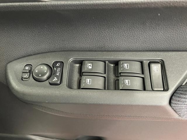 ムーヴＲＳ元展示車　届出済未使用車　ワンオーナー　両側電動スライドドア　ターボエンジン　禁煙車　スマートキー　盗難防止システム　車線逸脱警報　オートライト　ベンチシート　アイドリングストップ　アルミホイール（長崎県）の中古車