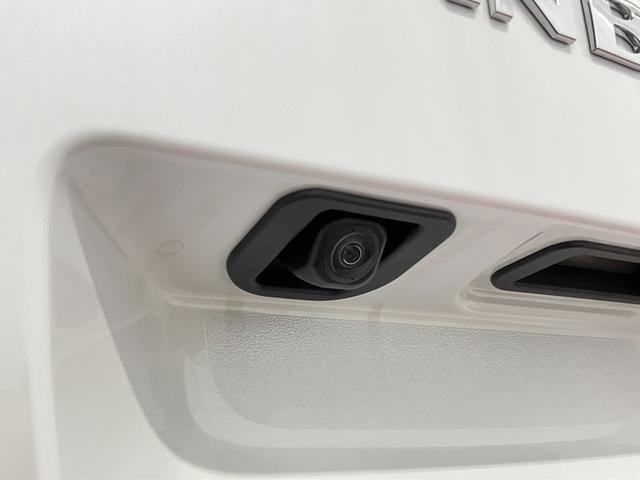 ムーヴキャンバスストライプスＧ元展示車　届出済未使用車　禁煙車　電動パーキングブレーキ　スマートキー　衝突被害軽減システム　車線逸脱警報　プッシュスタート　両側パワースライドドア　シートヒーター　ＬＥＤヘッドランプ　ベンチシート（長崎県）の中古車