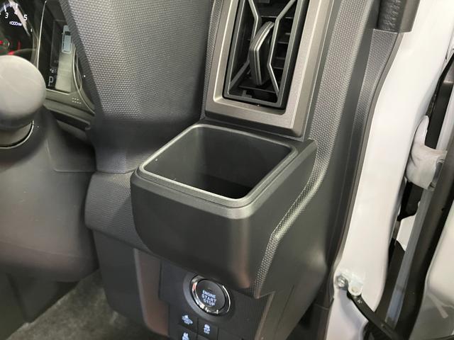 タフトＧ　ダーククロムベンチャー元展示車　届出済未使用車　ワンオーナー　９インチディスプレイオーディオ　バックカメラ　ＬＥＤヘッドランプ　シートヒーター　アダプティブクルーズコントロール　禁煙車　　スマートキー　プッシュスタート（長崎県）の中古車