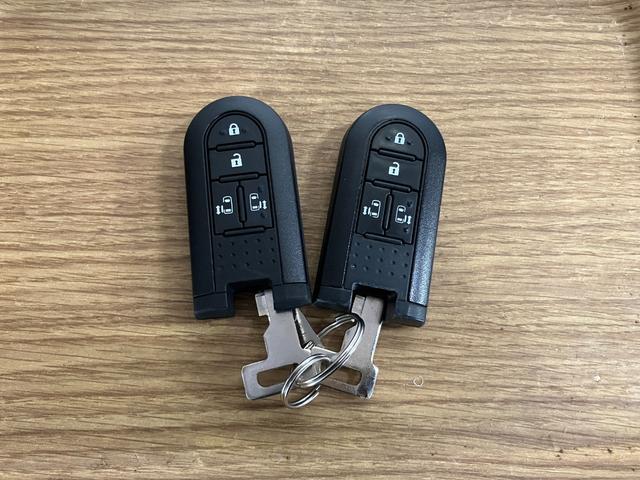 ムーヴキャンバスGブラックインテリアリミテッド SAIII下取車 ナビ パノラマモニター 両側パワースライドドア 電動格納ドアミラー 衝突安全ボディ 衝突被害軽減システム オートライト スマートキー レーンアシスト LEDヘッドライト TV DVD CD(長崎県)の中古車