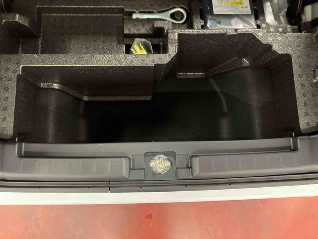 ムーヴＸ元展示車　届出済未使用車　ワンオーナー　禁煙車　ディスプレイオーディオ　バックカメラ　Ｂｌｕｅｔｏｏｔｈ　衝突被害軽減システム　盗難防止システム　レーンアシスト　スマートキー　オートハイビーム（長崎県）の中古車