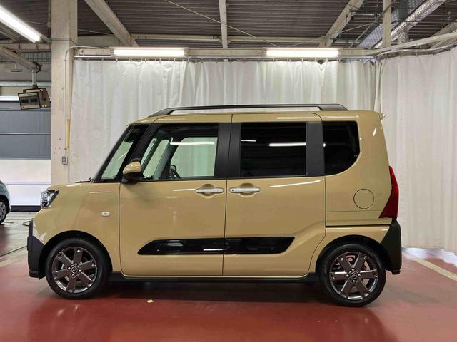 タントファンクロスターボリミテッド元展示車　届出済未使用車　１オーナー　ＥＴＣ　ターボ車　バックカメラ　禁煙車　Ｂｌｕｅｔｏｏｔｈ対応　衝突軽減システム　ＬＥＤヘッドライト　レーンキープアシスト　衝突安全ボディ　オートライト（長崎県）の中古車