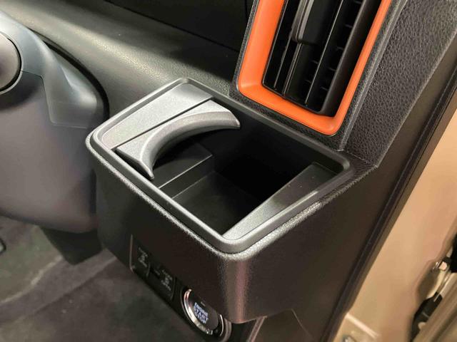 タントファンクロスターボリミテッド元展示車　届出済未使用車　１オーナー　ＥＴＣ　ターボ車　バックカメラ　禁煙車　Ｂｌｕｅｔｏｏｔｈ対応　衝突軽減システム　ＬＥＤヘッドライト　レーンキープアシスト　衝突安全ボディ　オートライト（長崎県）の中古車