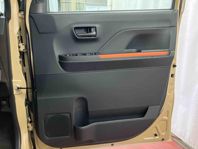 タントファンクロスターボリミテッド元展示車　届出済未使用車　１オーナー　ＥＴＣ　ターボ車　バックカメラ　禁煙車　Ｂｌｕｅｔｏｏｔｈ対応　衝突軽減システム　ＬＥＤヘッドライト　レーンキープアシスト　衝突安全ボディ　オートライト（長崎県）の中古車