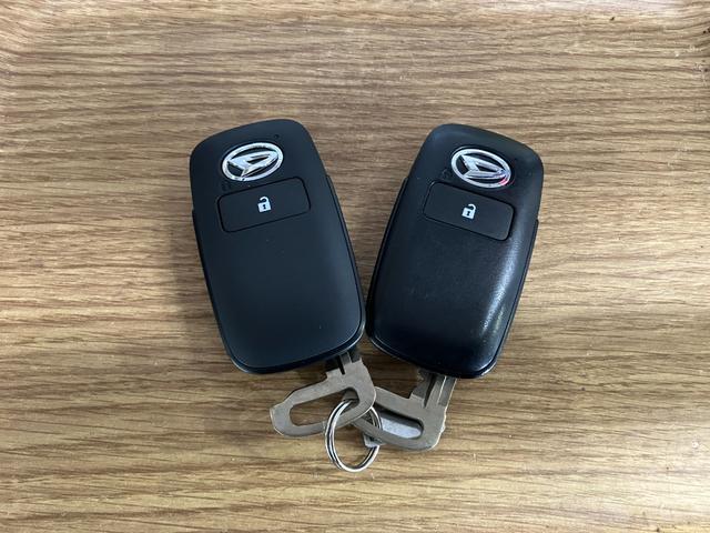 ハイゼットカーゴクルーズ１オーナー　２ＷＤ　ＣＶＴ　両側スライドドア　衝突被害軽減システム　横滑り防止装置　オートマチックハイビーム　オートライト　運転席助手席エアバッグ　レーンキープアシスト　ＬＥＤヘッドライト（長崎県）の中古車