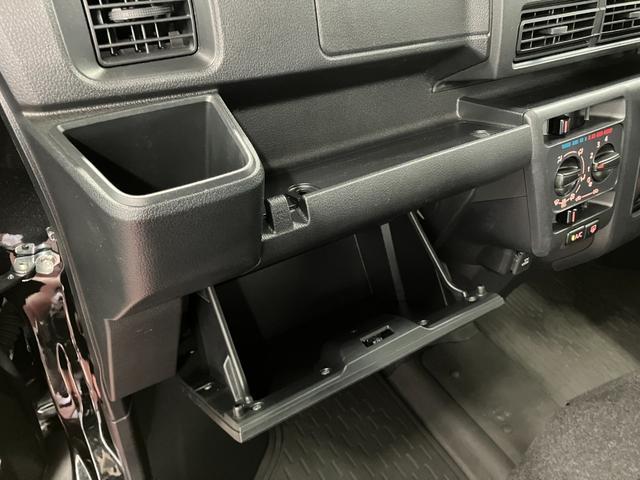 ハイゼットカーゴクルーズ１オーナー　２ＷＤ　ＣＶＴ　両側スライドドア　衝突被害軽減システム　横滑り防止装置　オートマチックハイビーム　オートライト　運転席助手席エアバッグ　レーンキープアシスト　ＬＥＤヘッドライト（長崎県）の中古車