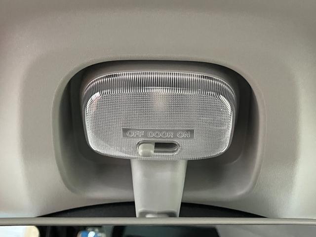 ハイゼットカーゴクルーズ１オーナー　２ＷＤ　ＣＶＴ　両側スライドドア　衝突被害軽減システム　横滑り防止装置　オートマチックハイビーム　オートライト　運転席助手席エアバッグ　レーンキープアシスト　ＬＥＤヘッドライト（長崎県）の中古車