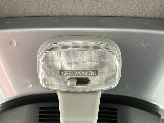 ハイゼットトラックスタンダード１オーナー　２ＷＤ　ＣＶＴ　オートライト　衝突被害軽減システム　横滑り防止装置　レーンアシスト　スマートキー　プッシュスタートスイッチ　オートハイビーム　アイドリングストップ　アクセサリーソケット（長崎県）の中古車