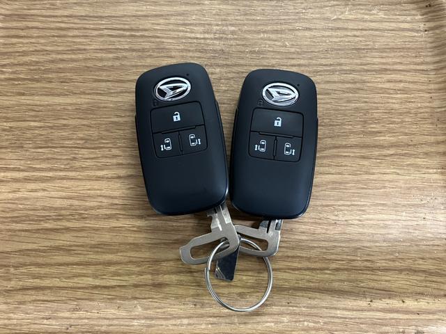 ムーヴキャンバスストライプスG元展示車 届出済未使用車 禁煙車 電動パーキングブレーキ シートヒーター スマートキー 衝突被害軽減システム 車線逸脱警報 プッシュスタート 両側電動スライドドア LEDヘッドランプ ベンチシート(長崎県)の中古車