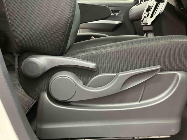 トールカスタムＧ元試乗車　９インチディスプレイオーディオ　バックカメラ　アダプティブクルーズコントロール　ＴＶ　Ｂｌｕｅｔｏｏｔｈ　ラジオ　スマートキー　衝突安全ボディ　衝突被害軽減システム　レーンキープアシスト（長崎県）の中古車