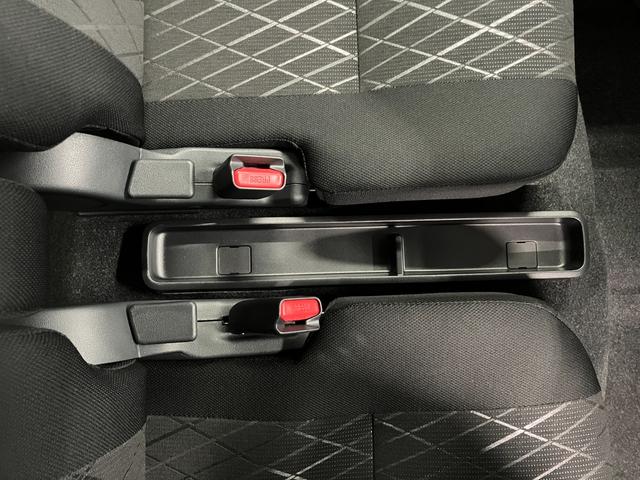 アトレーＲＳ元展示車　届出済未使用車　ターボ　２ＷＤ　ＣＶＴ　９インチディスプレイオーディオ　アダプティブクルーズコントロール　バックカメラ　ブルートゥース　衝突被害軽減システム　ＴＶ　両側電動スライドドア（長崎県）の中古車