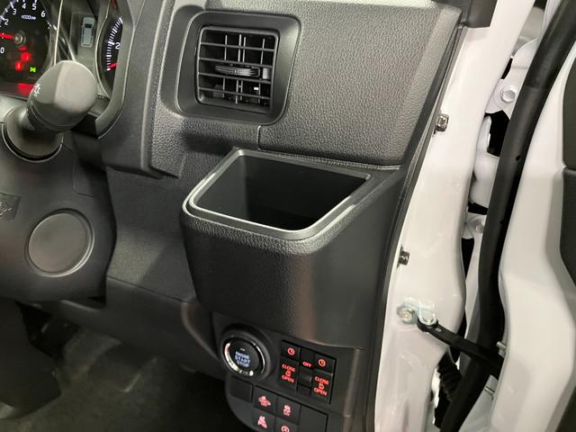 アトレーＲＳ元展示車　届出済未使用車　ターボ　２ＷＤ　ＣＶＴ　９インチディスプレイオーディオ　アダプティブクルーズコントロール　バックカメラ　ブルートゥース　衝突被害軽減システム　ＴＶ　両側電動スライドドア（長崎県）の中古車