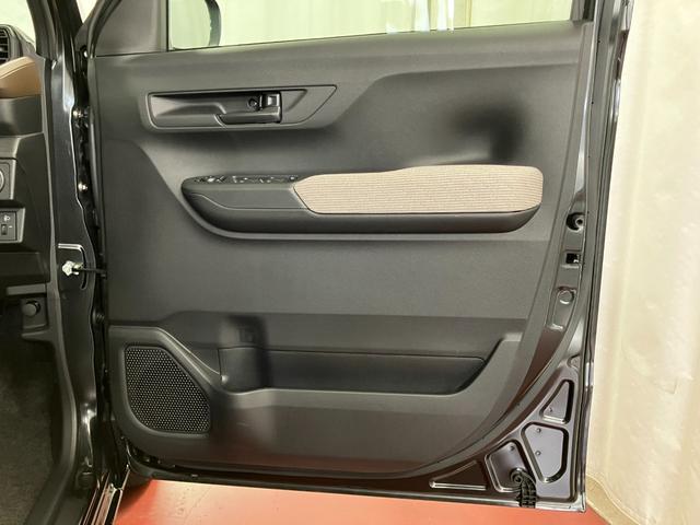 ムーヴＸ元展示車　届出済未使用車　１オーナー　禁煙車　９インチディスプレイオーディオ　バックカメラ　Ｂｌｕｅｔｏｏｔｈ　衝突被害軽減システム　盗難防止システム　レーンアシスト　スマートキー　オートハイビーム（長崎県）の中古車