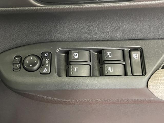 ムーヴＸ元展示車　届出済未使用車　１オーナー　禁煙車　９インチディスプレイオーディオ　バックカメラ　Ｂｌｕｅｔｏｏｔｈ　衝突被害軽減システム　盗難防止システム　レーンアシスト　スマートキー　オートハイビーム（長崎県）の中古車