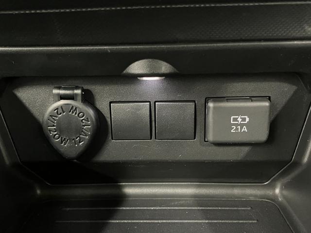 ロッキーX HEV1オーナー スマートキー 電動格納ミラー 衝突安全 衝突被害軽減システム レーンアシスト オートマチックハイビーム 電動パーキングブレーキ 運転席/助手席エアバック 横滑り防止装置 オートライト(長崎県)の中古車