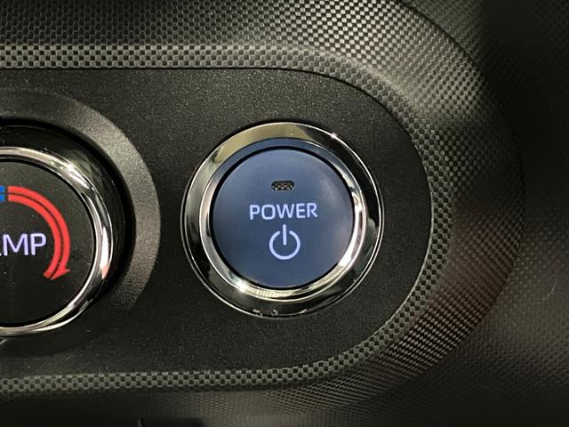 ロッキープレミアムＧ　ＨＥＶ１オーナー　アダプティブクルーズコントロール　シートヒーター　スマートキー　電動格納ミラー　衝突安全　衝突被害軽減システム　レーンアシスト　オートマチックハイビーム　運転席／助手席エアバック（長崎県）の中古車