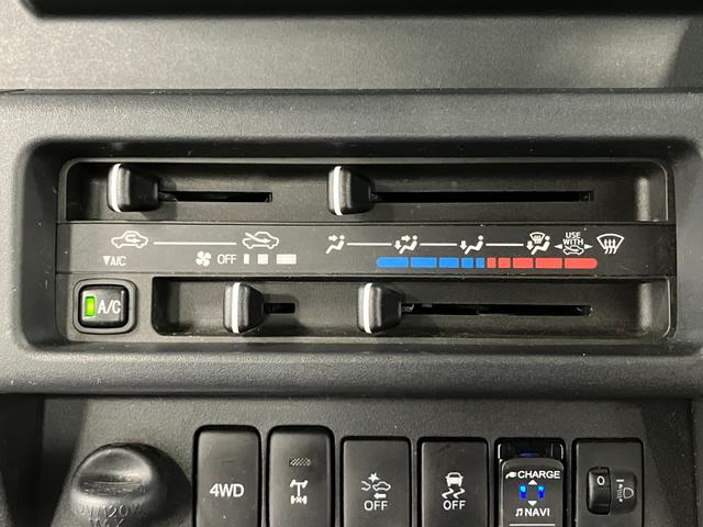 ハイゼットトラックエクストラSAIIIt下取車 4WD マニュアル車 ナビ ドラレコ ETC 衝突被害軽減システム レーンキープアシスト LEDヘッドランプ 運転席エアバッグ キーレスエントリー フルセグTV DVD CD AM/FMラジオ(長崎県)の中古車