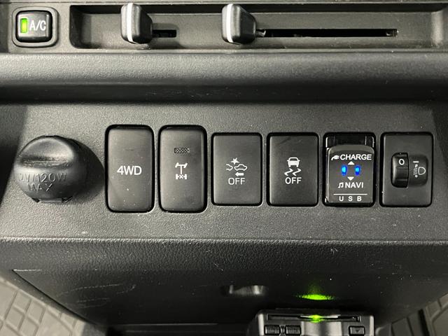 ハイゼットトラックエクストラSAIIIt下取車 4WD マニュアル車 ナビ ドラレコ ETC 衝突被害軽減システム レーンキープアシスト LEDヘッドランプ 運転席エアバッグ キーレスエントリー フルセグTV DVD CD AM/FMラジオ(長崎県)の中古車