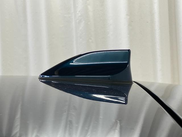 ロッキーX HEV1オーナー スマートキー 電動格納ミラー 衝突安全ボディ 衝突被害軽減システム レーンアシスト オートマチックハイビーム 運転席/助手席エアバック LEDヘッドランプ 電動パーキングブレーキ(長崎県)の中古車