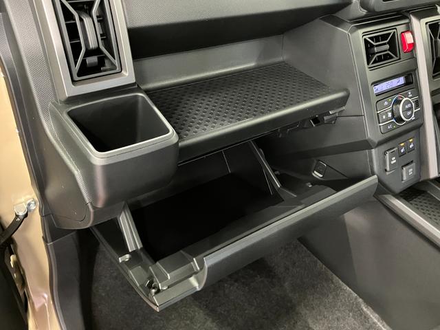 タフトGターボ ダーククロムベンチャー元展示車 届出済未使用車 ターボ ワンオーナー アダプティブクルーズコントロール オートライト オートマチックハイビーム 衝突被害軽減システム 車線逸脱防止 アイドリングストップ 電動格納ミラー(長崎県)の中古車